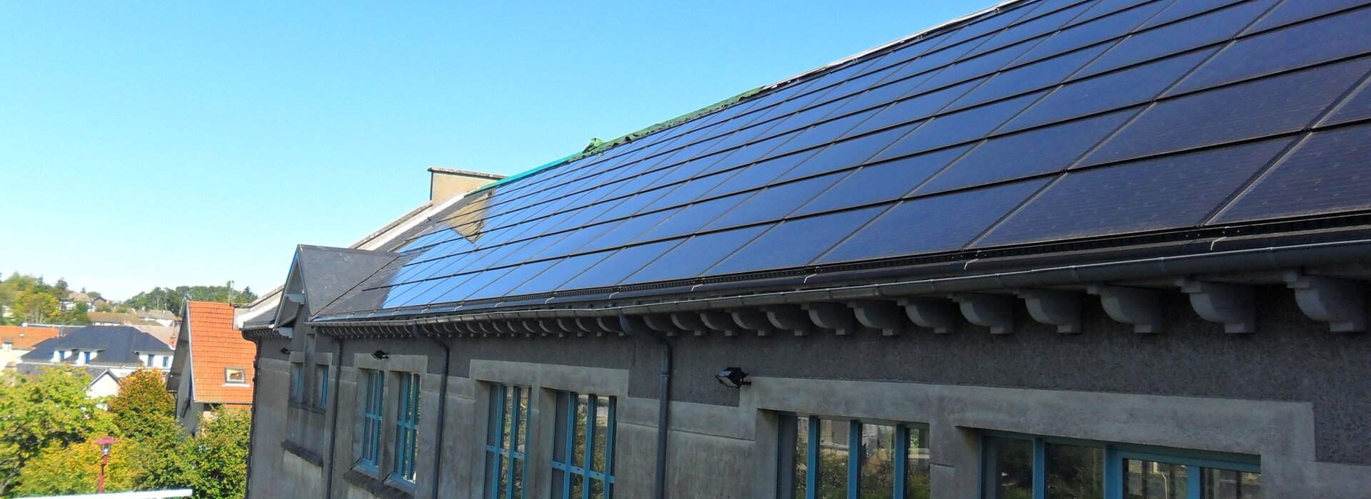 Ecosolaire Cantal Spécialiste de l’installation de panneaux photovoltaique dans le Cantal